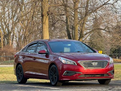 Venetian Red 2016 Hyundai SONATA SE