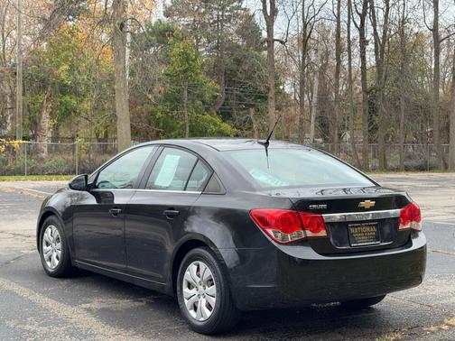 2012 Chevrolet Cruze LS