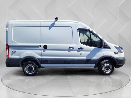 2018 Ford Transit-250 Base