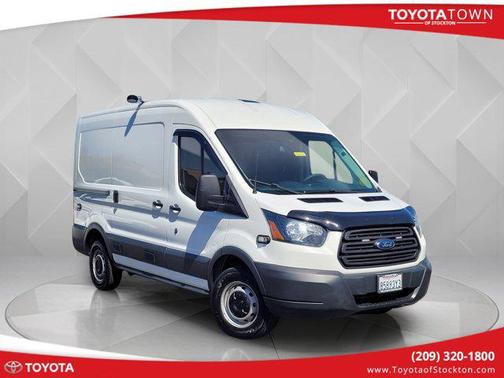 2018 Ford Transit-250 Base