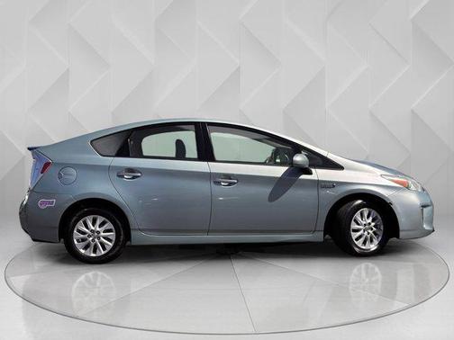 2012 Toyota Prius Plug-in Base