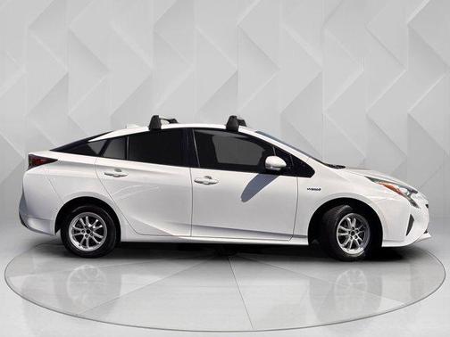 2018 Toyota Prius Three