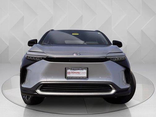 2024 Toyota bZ4X Limited