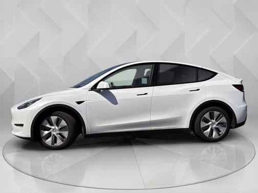 2023 Tesla Model Y Performance Dual Motor All-Wheel Drive