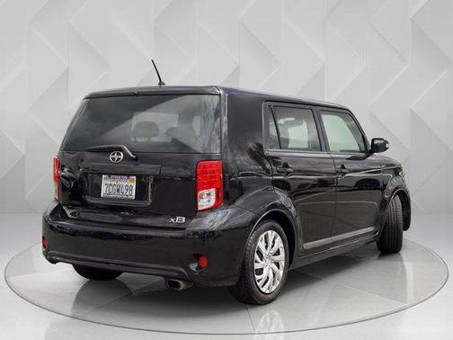 2013 Scion xB 10 Series