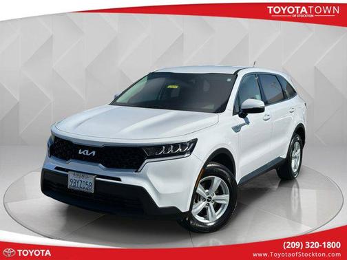 2023 Kia Sorento LX