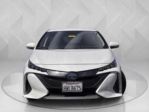2021 Toyota Prius Prime LE