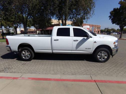 2020 RAM 2500 Tradesman Crew Cab 4X4 8' Box