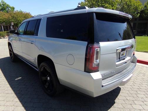2015 GMC Yukon XL 1500 Denali