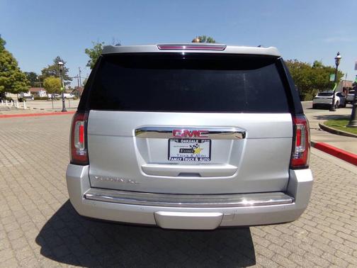 2015 GMC Yukon XL 1500 Denali