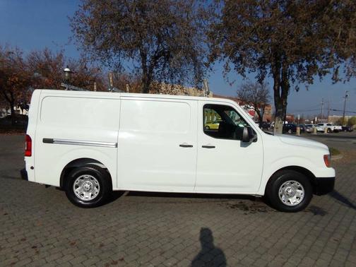2015 Nissan NV Cargo NV2500 HD S V6