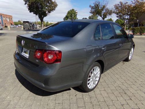 2009 Volkswagen Jetta Wolfsburg Edition