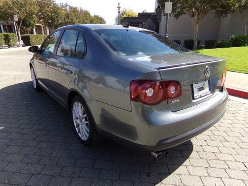 2009 Volkswagen Jetta Wolfsburg Edition