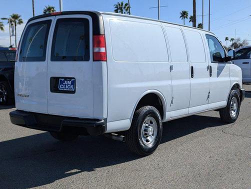 2022 Chevrolet Express 2500 RWD 2500 Regular Wheelbase WT