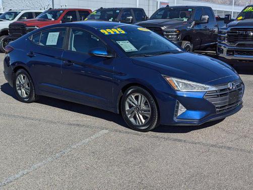 2019 Hyundai ELANTRA SEL