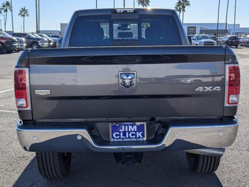 2018 RAM 3500 Laramie Crew Cab 4x4 6'4' Box