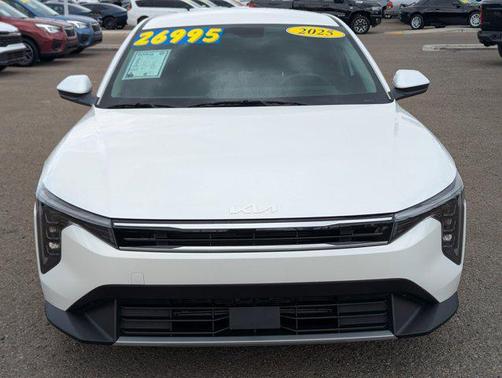 Snow White Pearl 2025 Kia K4 EX