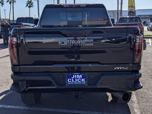 2025 GMC Sierra 3500 AT4