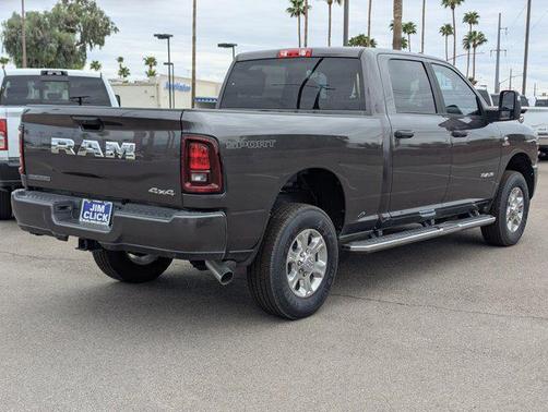 2025 RAM 2500 Big Horn Crew Cab 4x4 6'4' Box