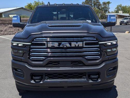 2025 RAM 3500 Laramie Crew Cab 4x4 8' Box