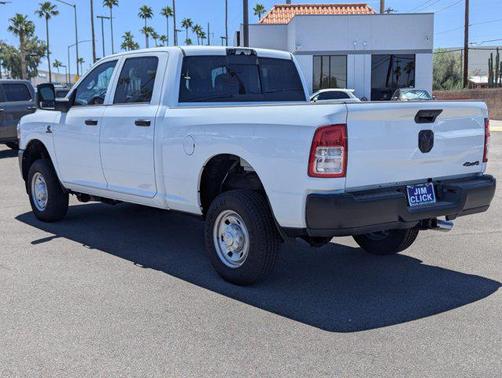 2024 RAM 2500 Tradesman Crew Cab 4x4 6'4' Box