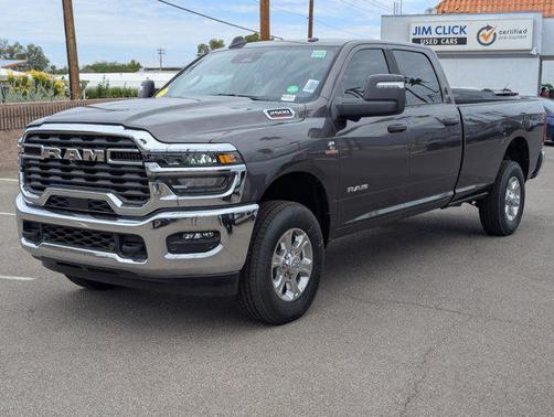 2025 RAM 2500 Big Horn Crew Cab 4x4 8' Box