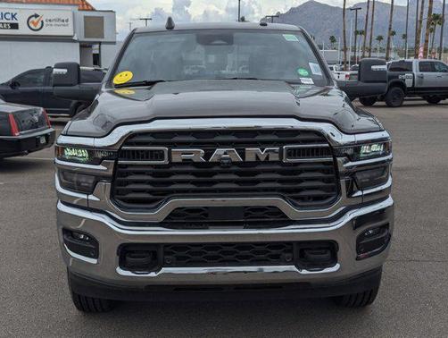 2025 RAM 2500 Big Horn Crew Cab 4x4 8' Box