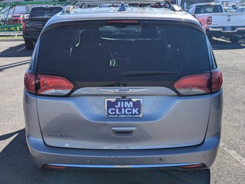 2018 Chrysler Pacifica Touring-L