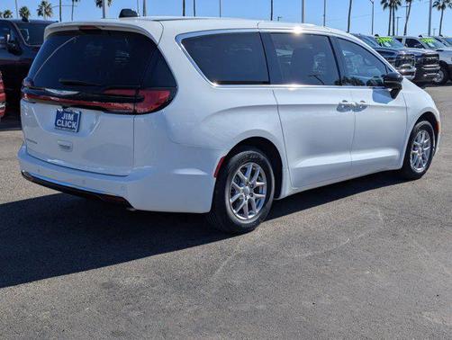 2026 Chrysler Pacifica L