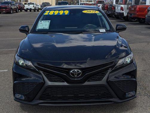 2021 Toyota Camry SE