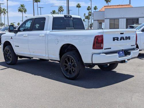 2025 RAM 2500 Laramie Crew Cab 4x4 6'4' Box