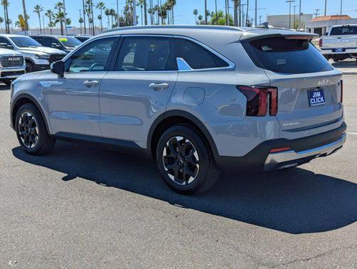 2025 Kia Sorento S
