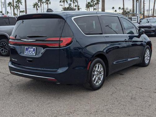 2025 Chrysler Pacifica L