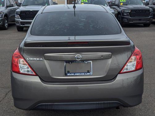 2017 Nissan Versa 1.6 S+
