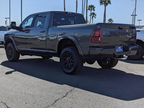 2025 RAM 3500 Limited Crew Cab 4x4 6'4' Box