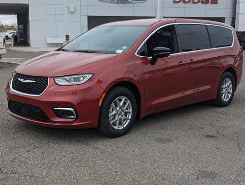 2025 Chrysler Pacifica L
