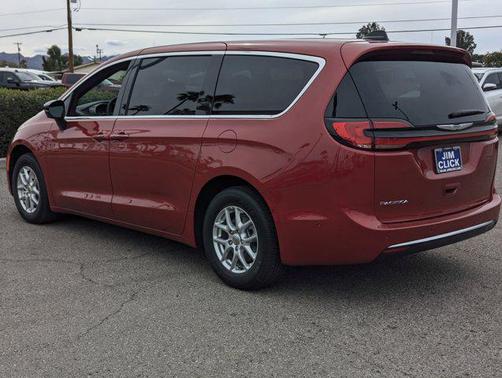 2025 Chrysler Pacifica L