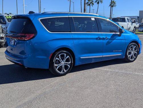 2026 Chrysler Pacifica L
