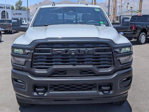 2025 RAM 3500 Tradesman Crew Cab 4x4 8' Box