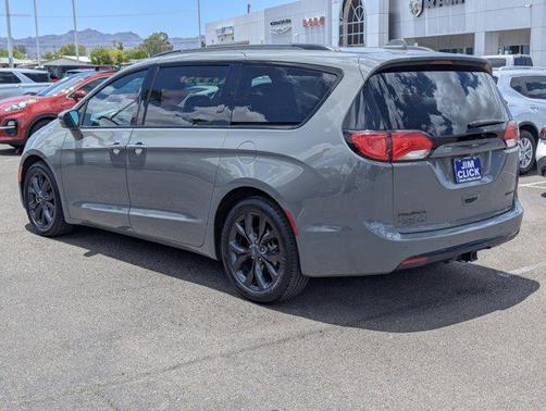 2020 Chrysler Pacifica Limited