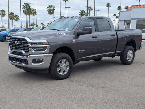 2025 RAM 2500 Big Horn Crew Cab 4x4 6'4' Box