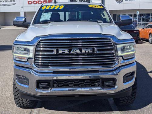 2019 RAM 2500 Laramie Crew Cab 4x4 6'4' Box