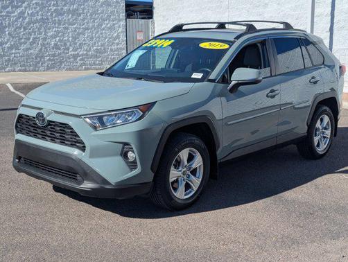 2019 Toyota RAV4 XLE