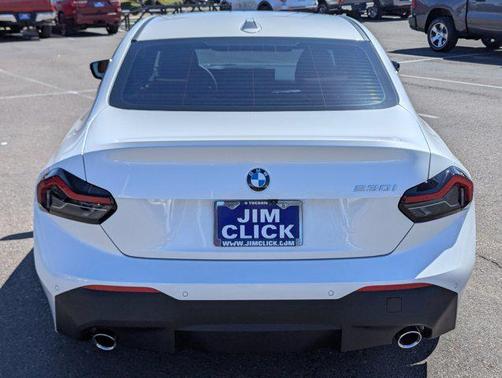 2024 BMW 230 i
