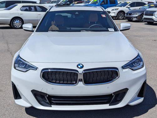 2024 BMW 230 i