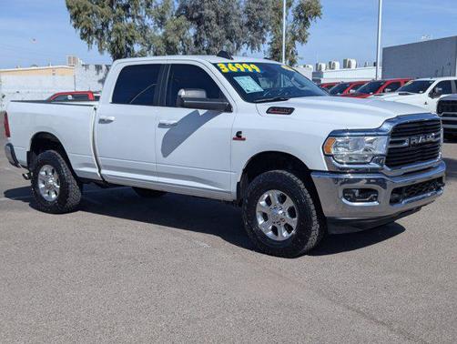 2020 RAM 2500 Big Horn Crew Cab 4x4 6'4' Box
