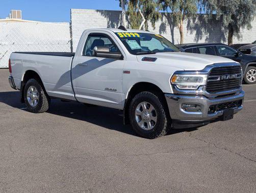 2020 RAM 2500 Big Horn Regular Cab 4X2 8' Box