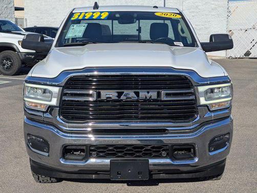 2020 RAM 2500 Big Horn Regular Cab 4X2 8' Box
