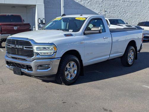 2020 RAM 2500 Big Horn Regular Cab 4X2 8' Box
