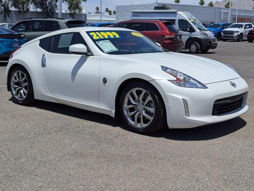 2014 Nissan 370Z Base